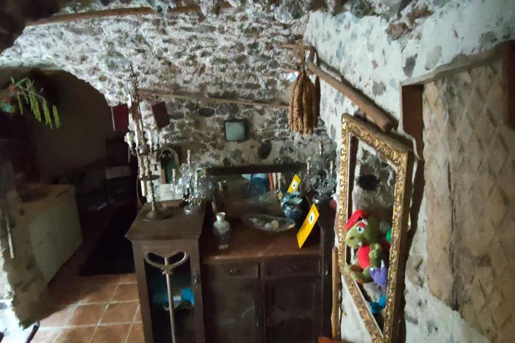 Apartament Volca Rocanegra Santa Pau Luaran gambar